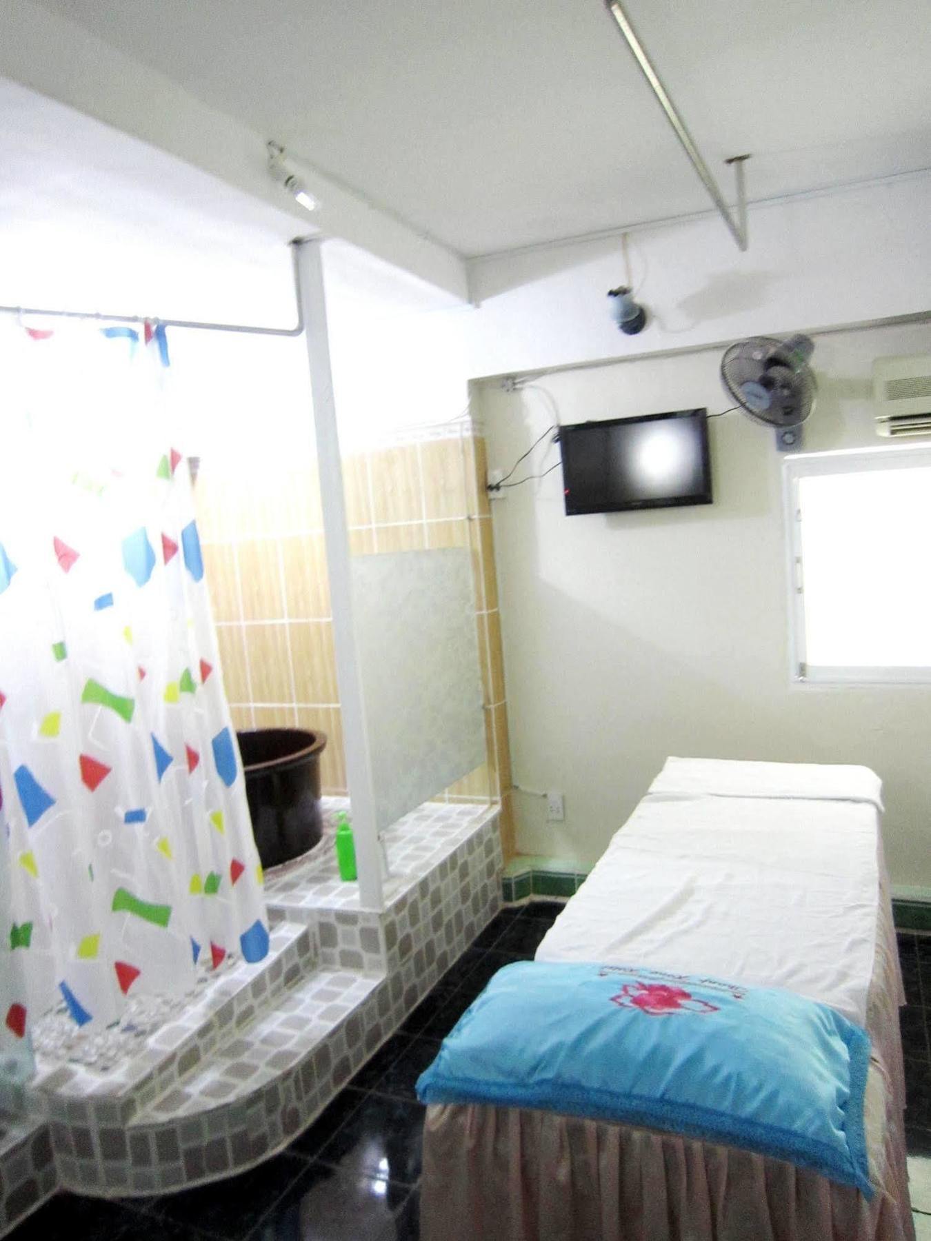 Thanh Hong Hotel Ho Chi Minh City Exterior photo